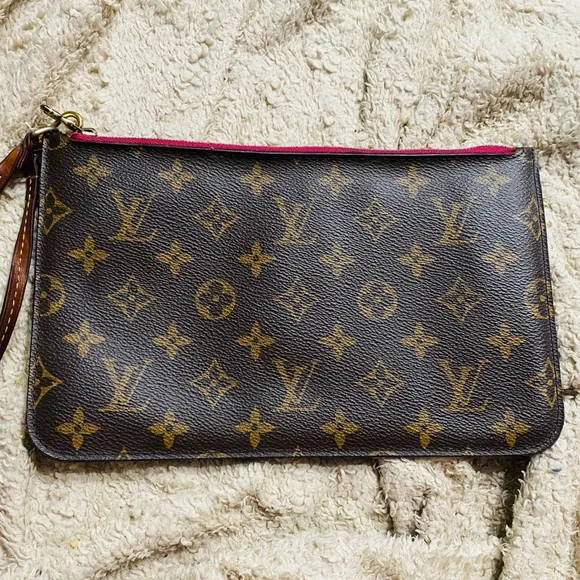 Louis Vuitton Monogram Neverfull Pochette Wristlet / Clutch - Picture 2 of 6